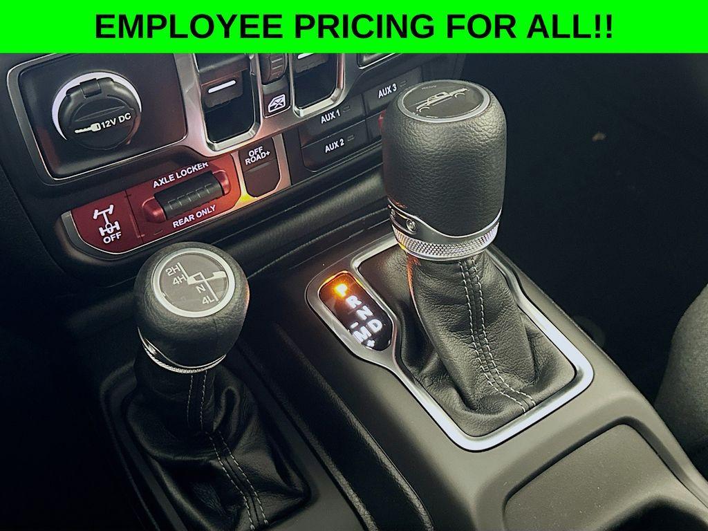 new 2025 Jeep Gladiator car, priced at $49,048