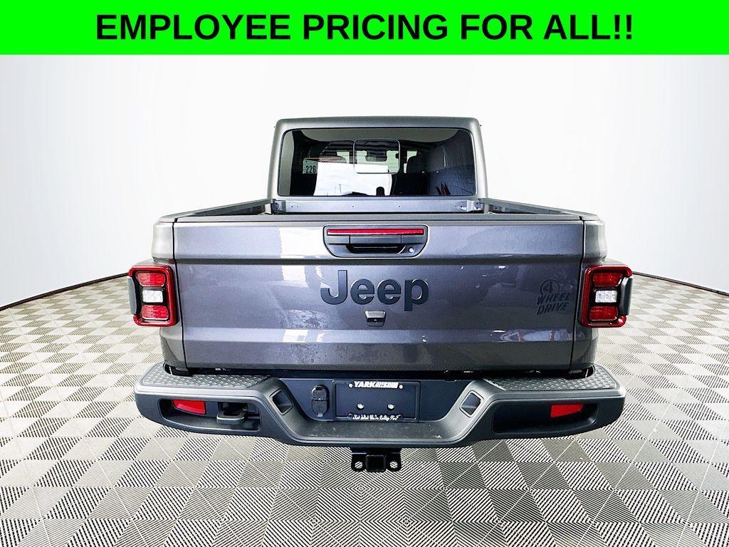 new 2025 Jeep Gladiator car, priced at $49,048