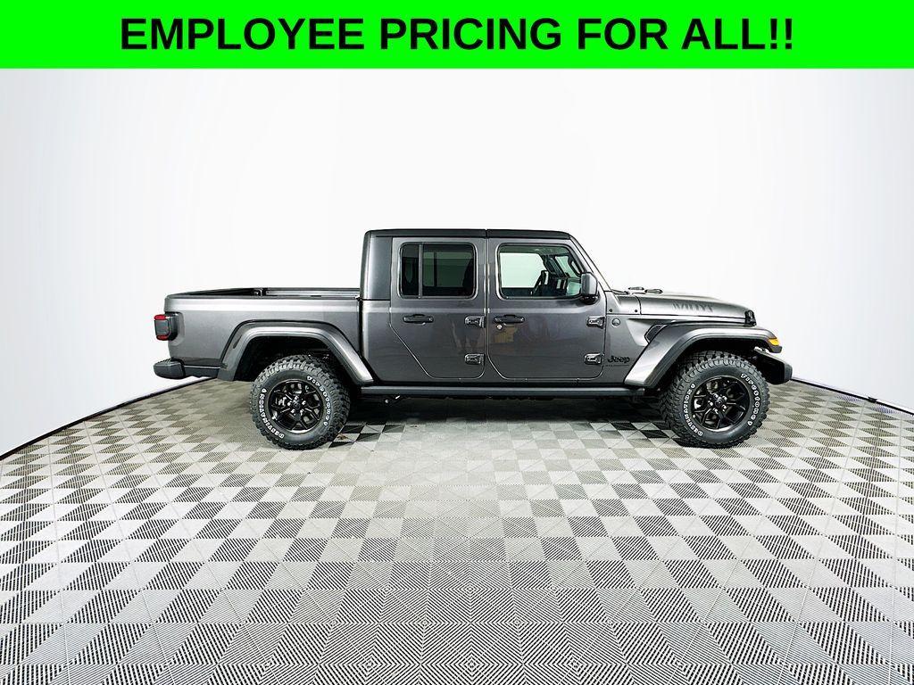new 2025 Jeep Gladiator car, priced at $49,048