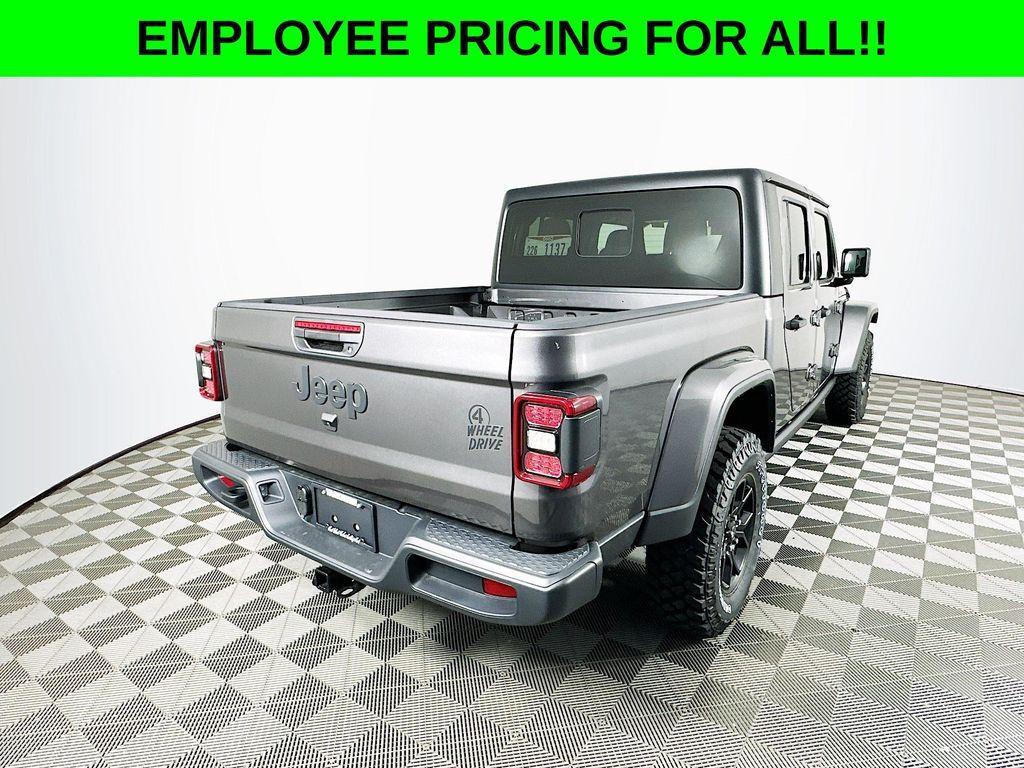 new 2025 Jeep Gladiator car, priced at $49,048