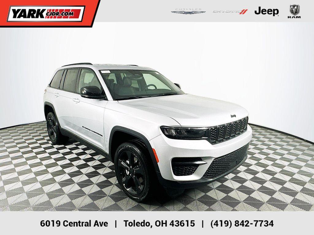 new 2024 Jeep Grand Cherokee car, priced at $39,224