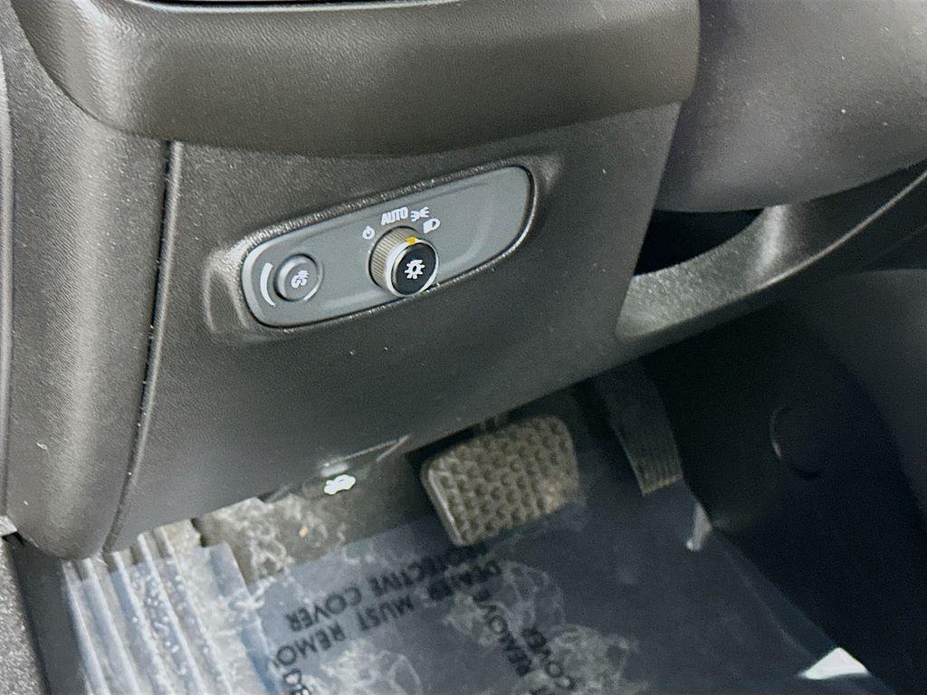 used 2019 Chevrolet Equinox car, priced at $14,909