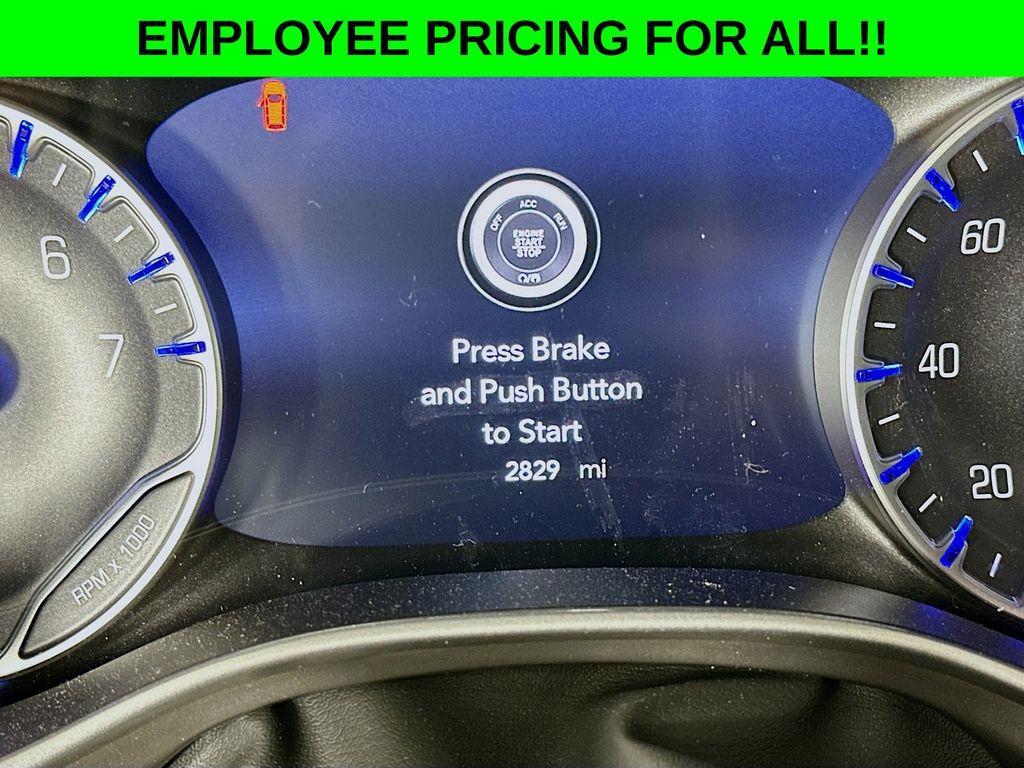 new 2025 Chrysler Pacifica car, priced at $40,596