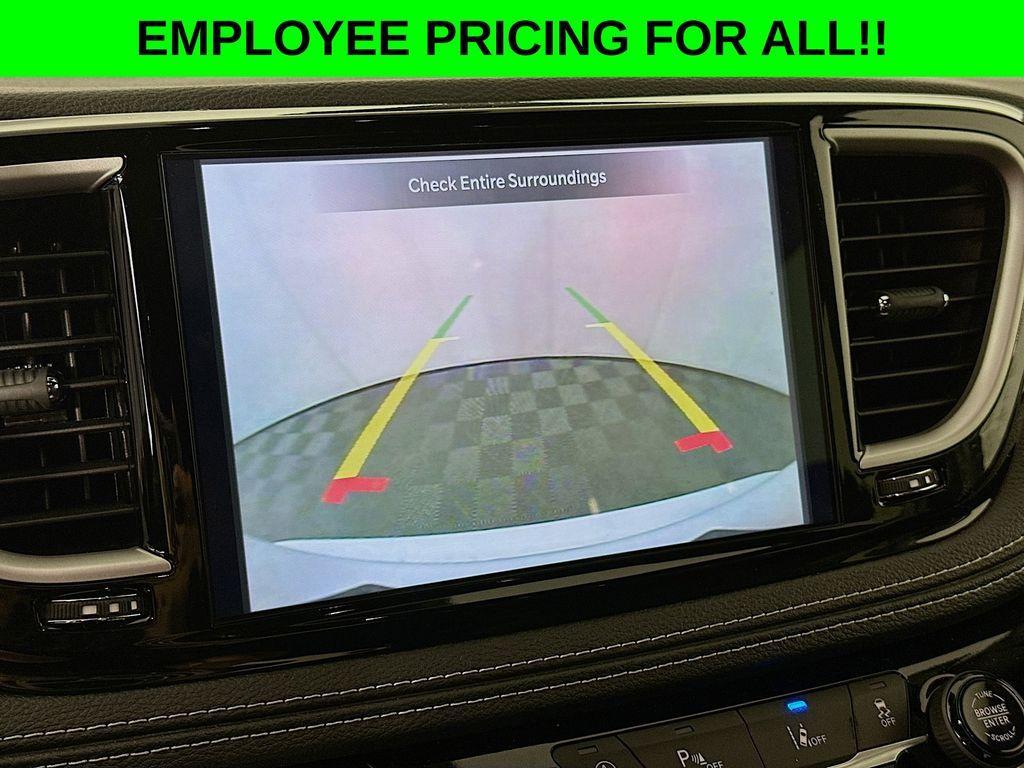 new 2025 Chrysler Pacifica car, priced at $40,596