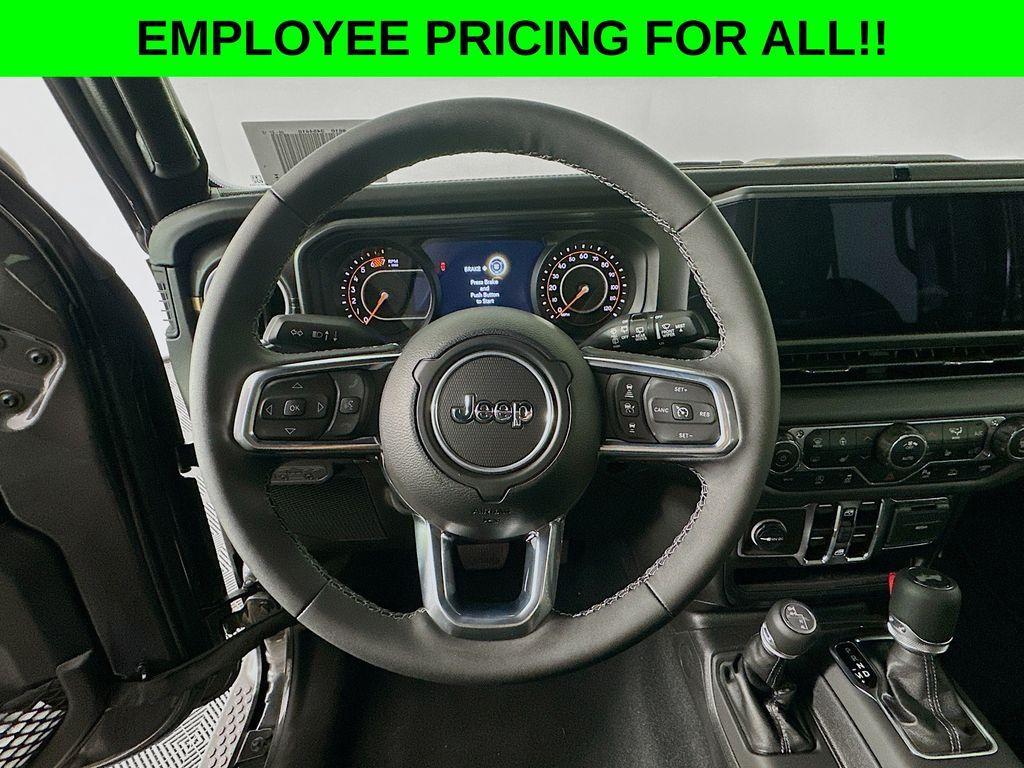 new 2025 Jeep Wrangler car, priced at $55,725