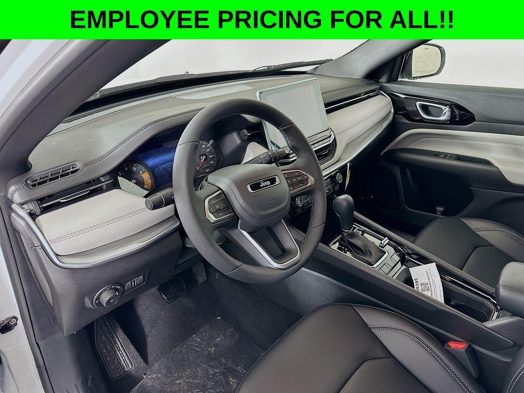 new 2025 Jeep Compass car, priced at $34,947