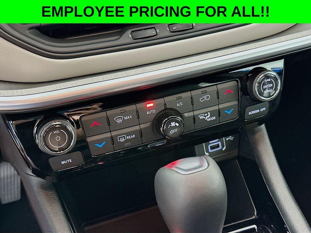 new 2025 Jeep Compass car, priced at $35,468