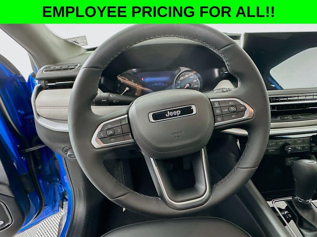 new 2025 Jeep Compass car, priced at $35,468