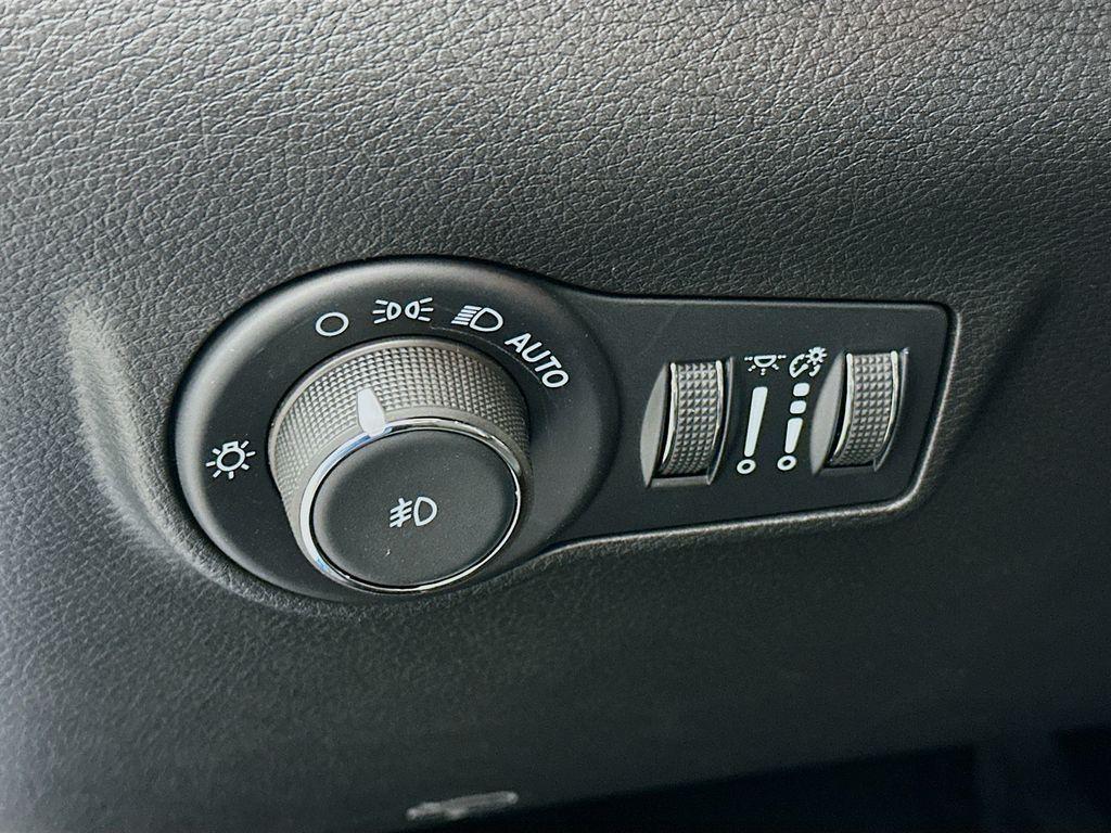 new 2025 Jeep Compass car, priced at $35,468