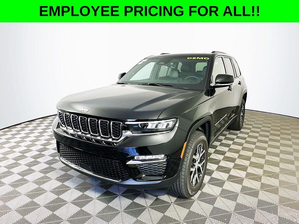 new 2025 Jeep Grand Cherokee car, priced at $43,355
