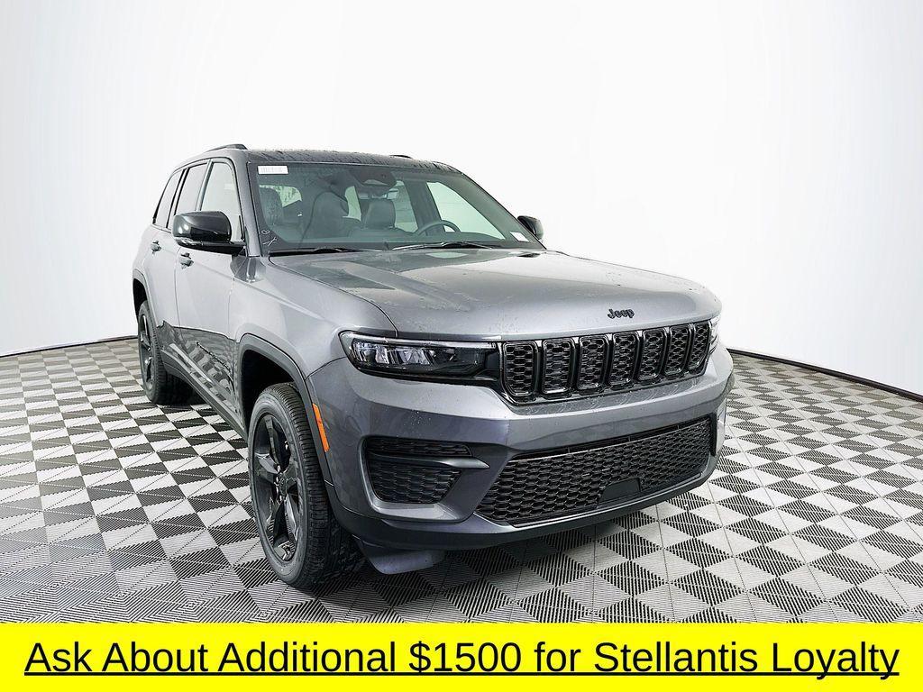 new 2025 Jeep Grand Cherokee car, priced at $42,779