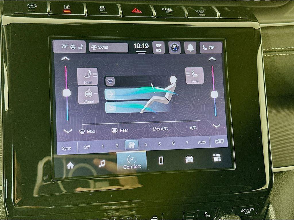 new 2025 Jeep Grand Cherokee car, priced at $40,779