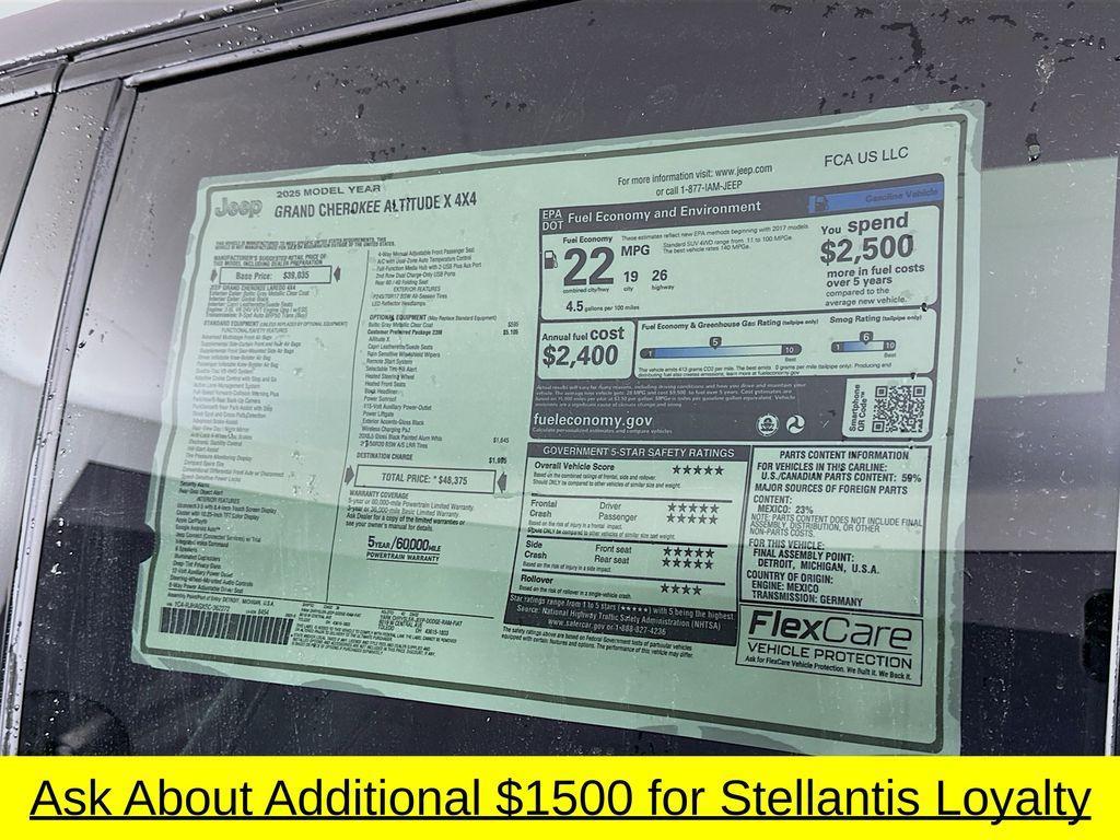 new 2025 Jeep Grand Cherokee car, priced at $42,779