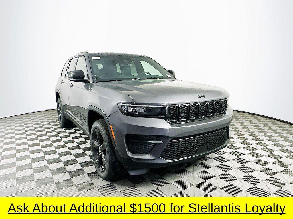 new 2025 Jeep Grand Cherokee car, priced at $42,779