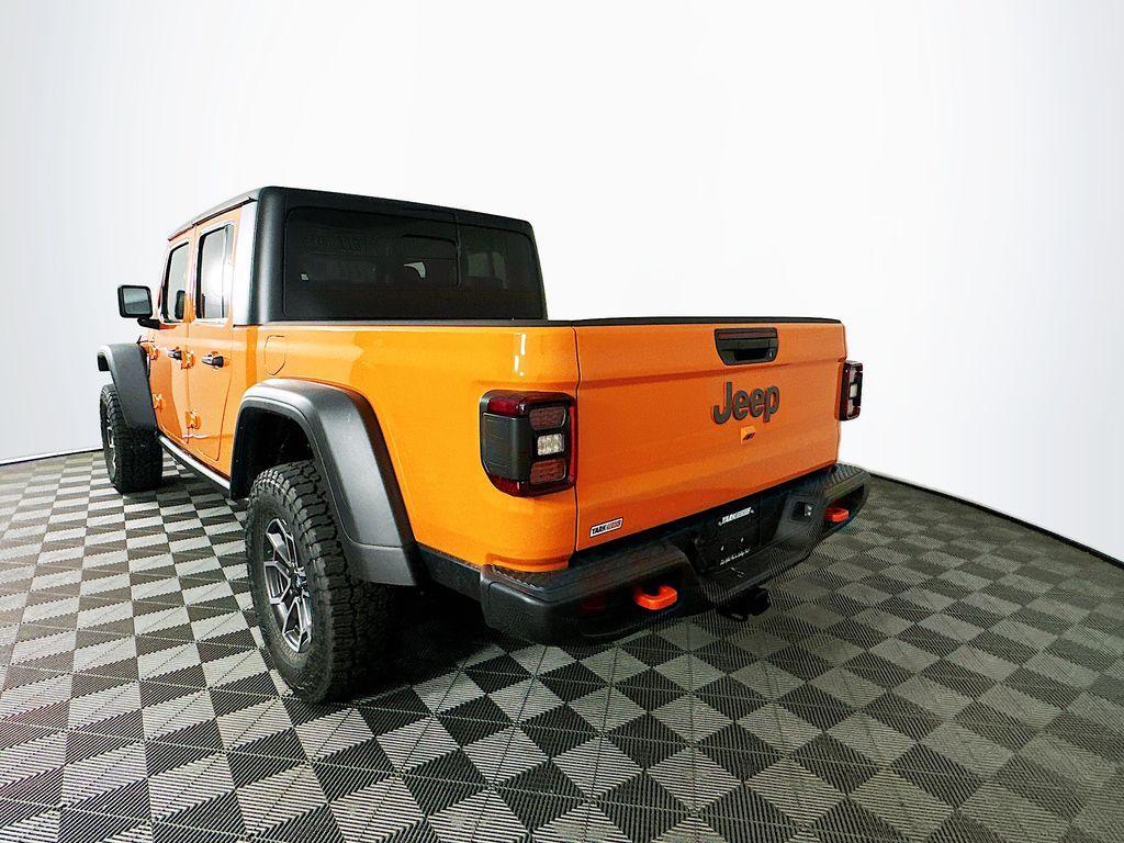 new 2025 Jeep Gladiator car, priced at $52,068