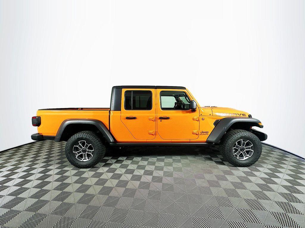 new 2025 Jeep Gladiator car, priced at $52,068
