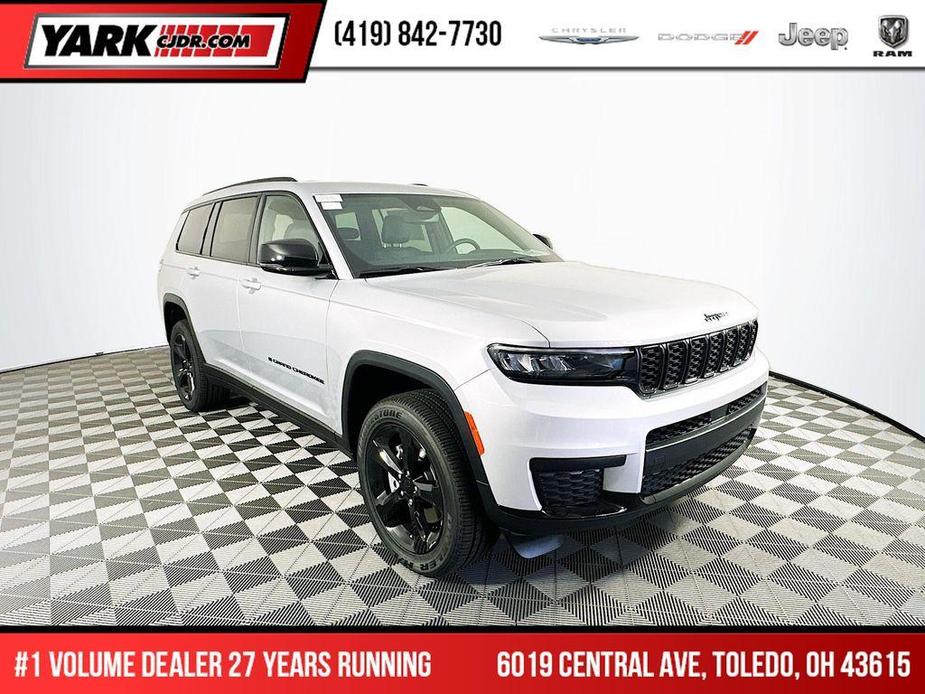 new 2024 Jeep Grand Cherokee L car, priced at $42,586