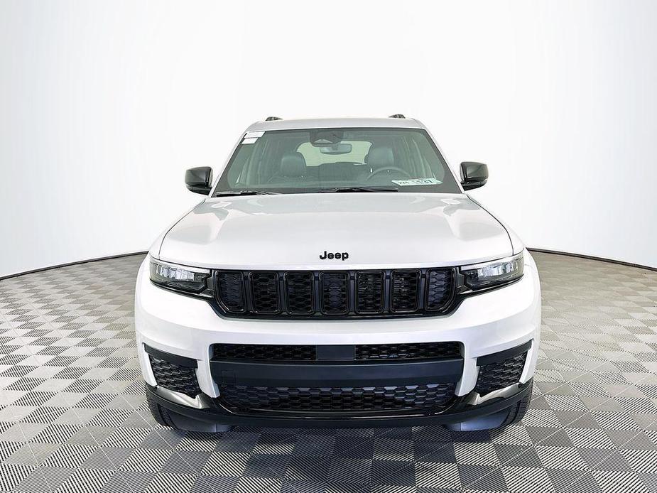 new 2024 Jeep Grand Cherokee L car, priced at $42,586