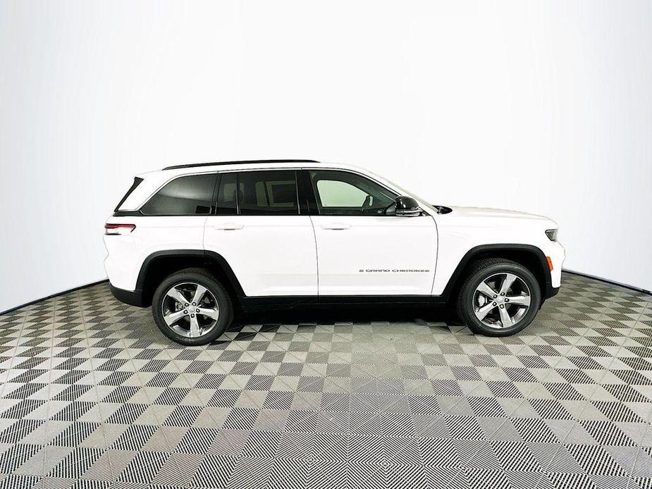 new 2024 Jeep Grand Cherokee car, priced at $46,096