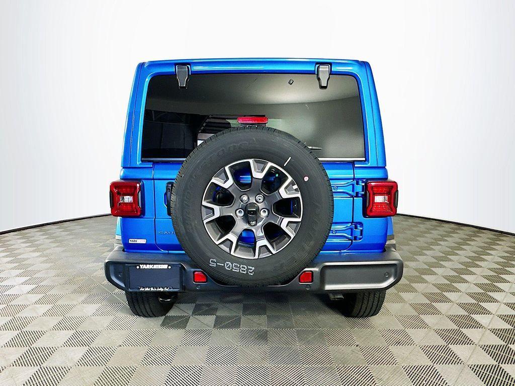 new 2025 Jeep Wrangler car, priced at $47,957