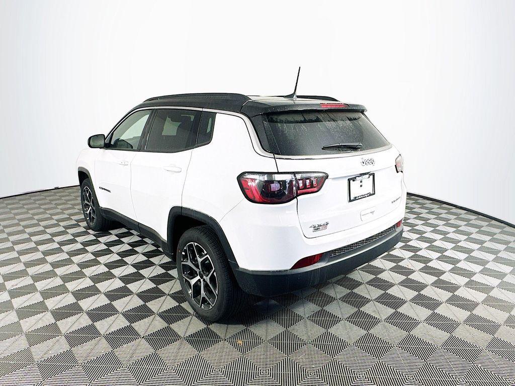 new 2025 Jeep Compass car, priced at $30,084