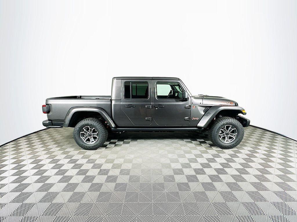 new 2026 Jeep Gladiator car, priced at $59,279