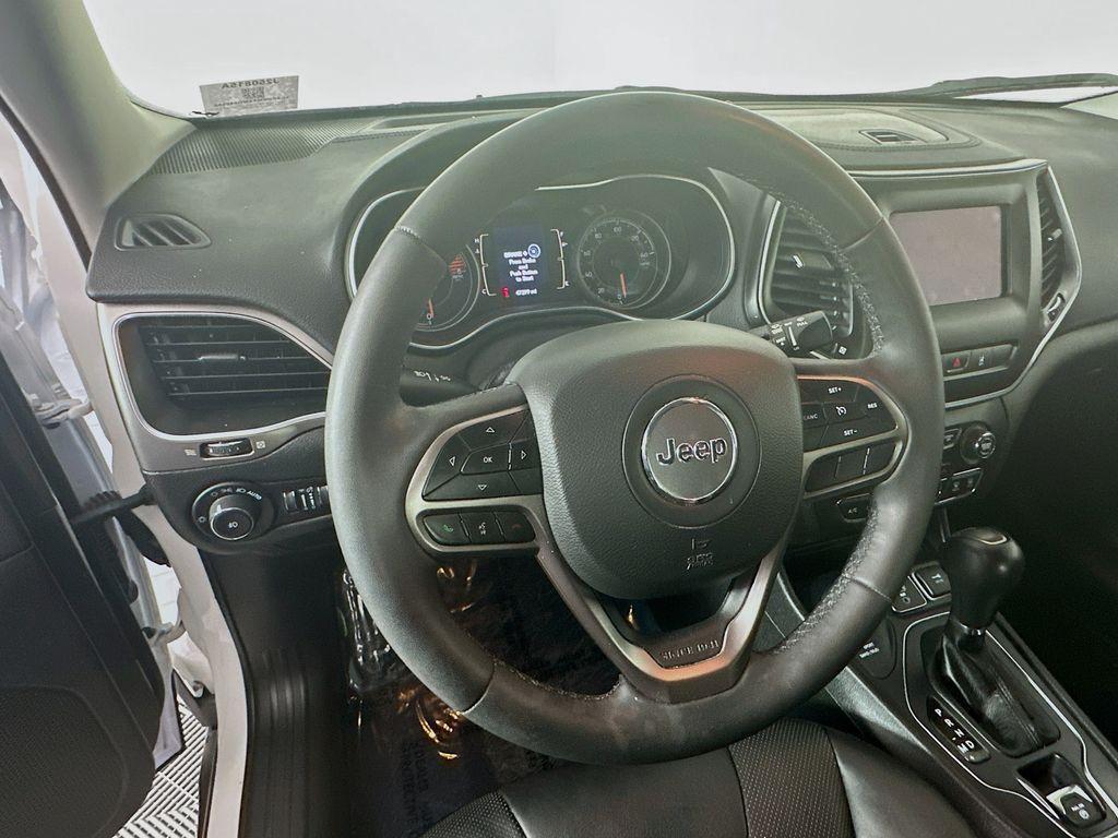 used 2021 Jeep Cherokee car, priced at $20,499