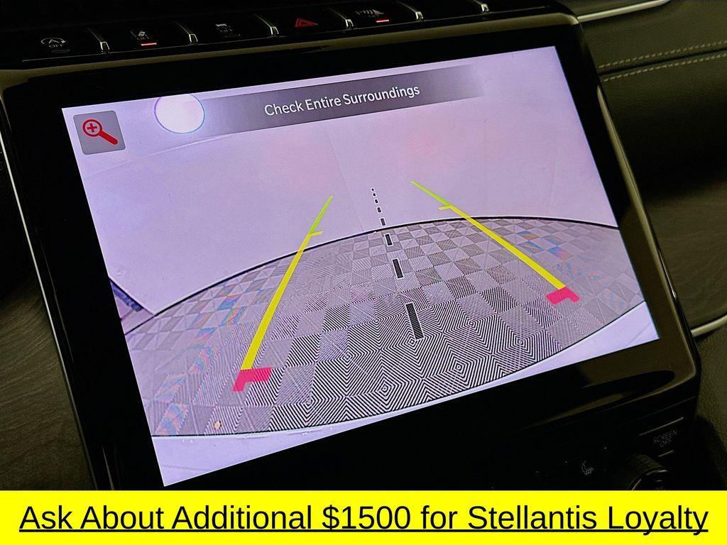 new 2025 Jeep Grand Cherokee car, priced at $41,964