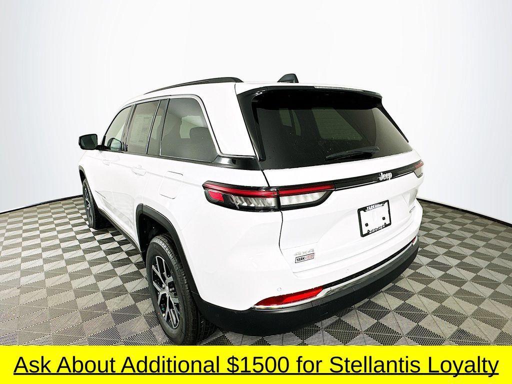 new 2025 Jeep Grand Cherokee car, priced at $41,964