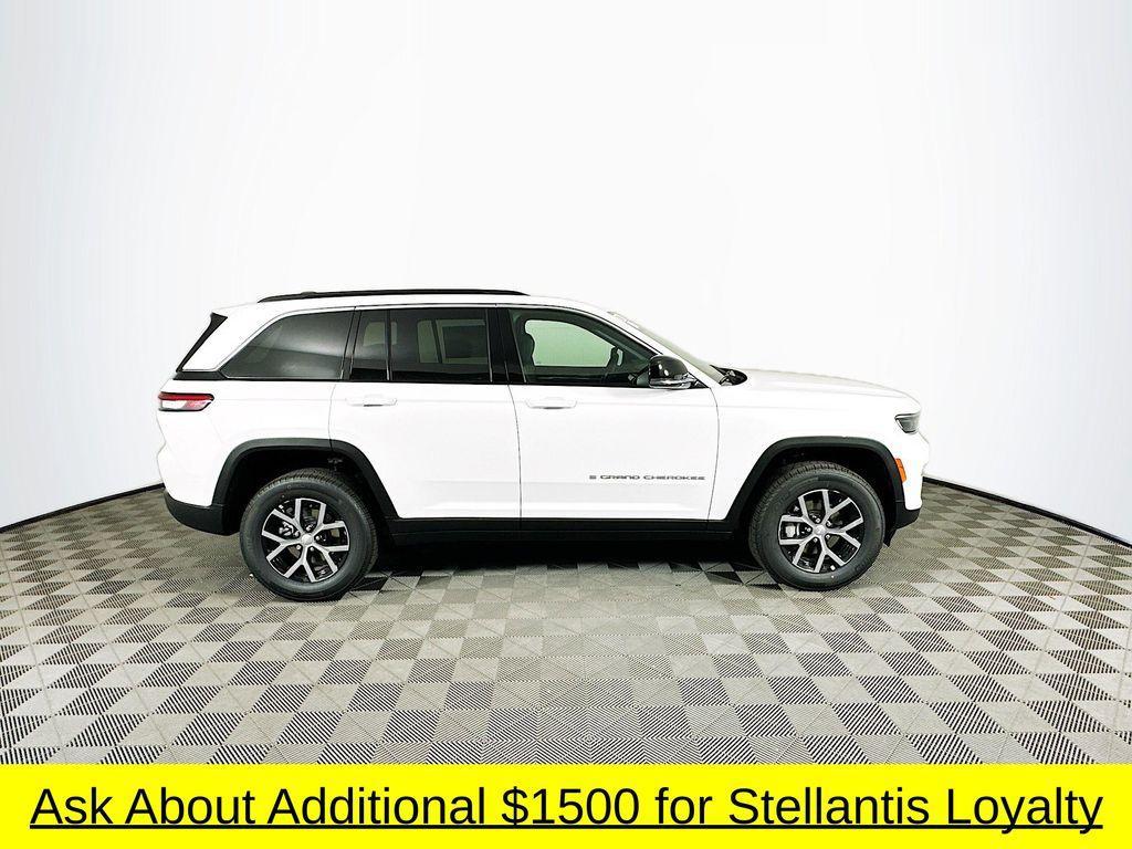 new 2025 Jeep Grand Cherokee car, priced at $41,964
