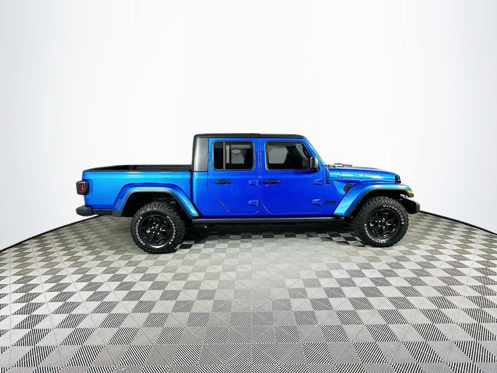 used 2021 Jeep Gladiator car, priced at $32,400