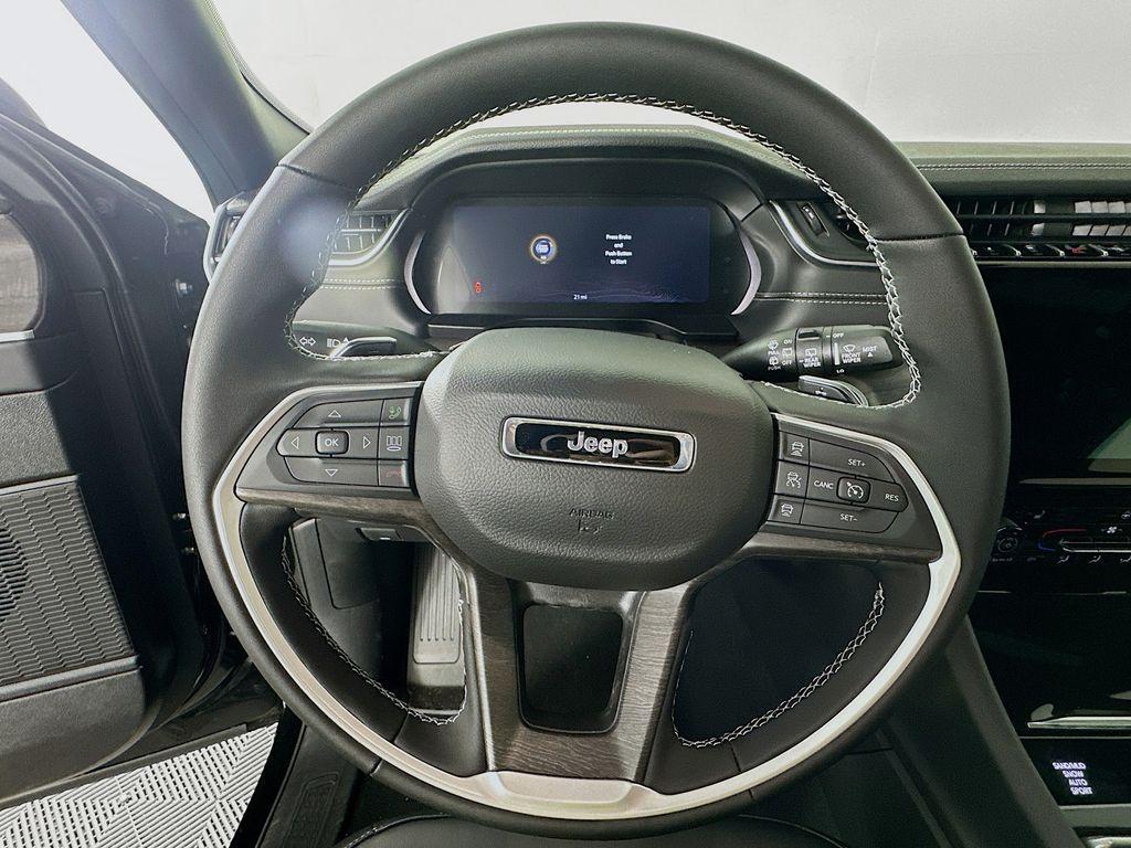 new 2025 Jeep Grand Cherokee L car, priced at $49,783