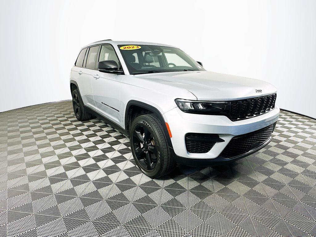 used 2023 Jeep Grand Cherokee car, priced at $34,844
