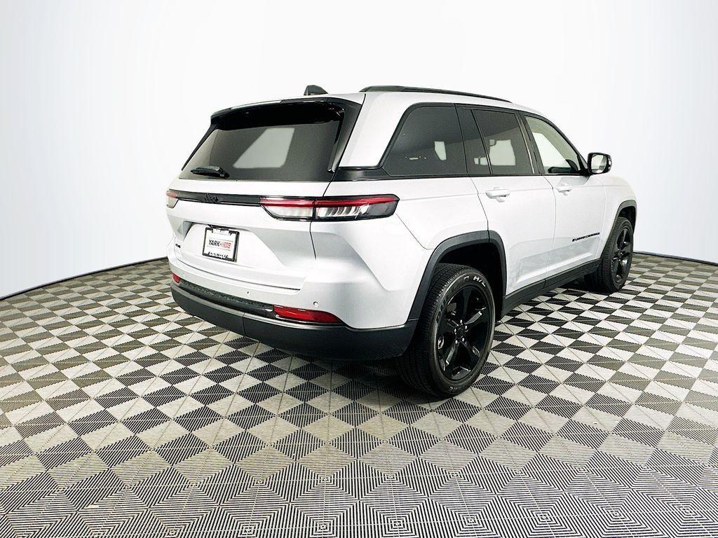 used 2023 Jeep Grand Cherokee car, priced at $34,844
