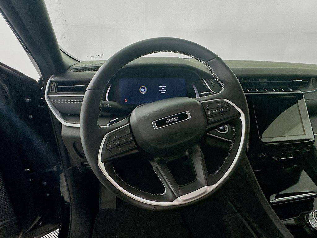 new 2025 Jeep Grand Cherokee L car, priced at $44,391