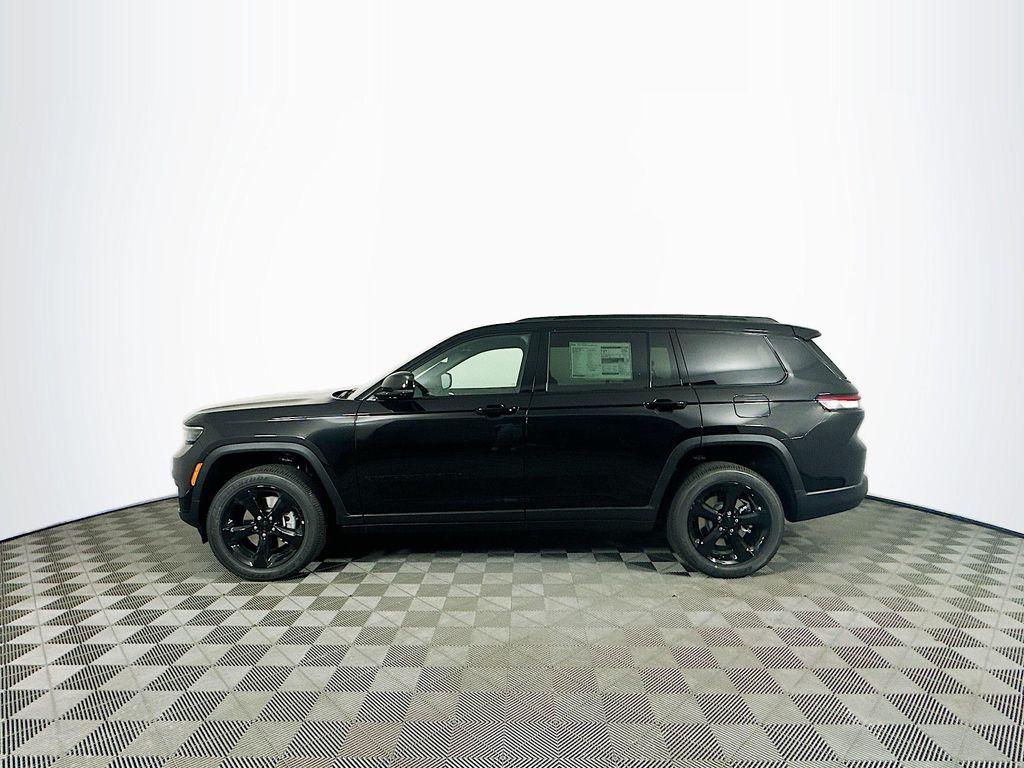 new 2025 Jeep Grand Cherokee L car, priced at $44,391
