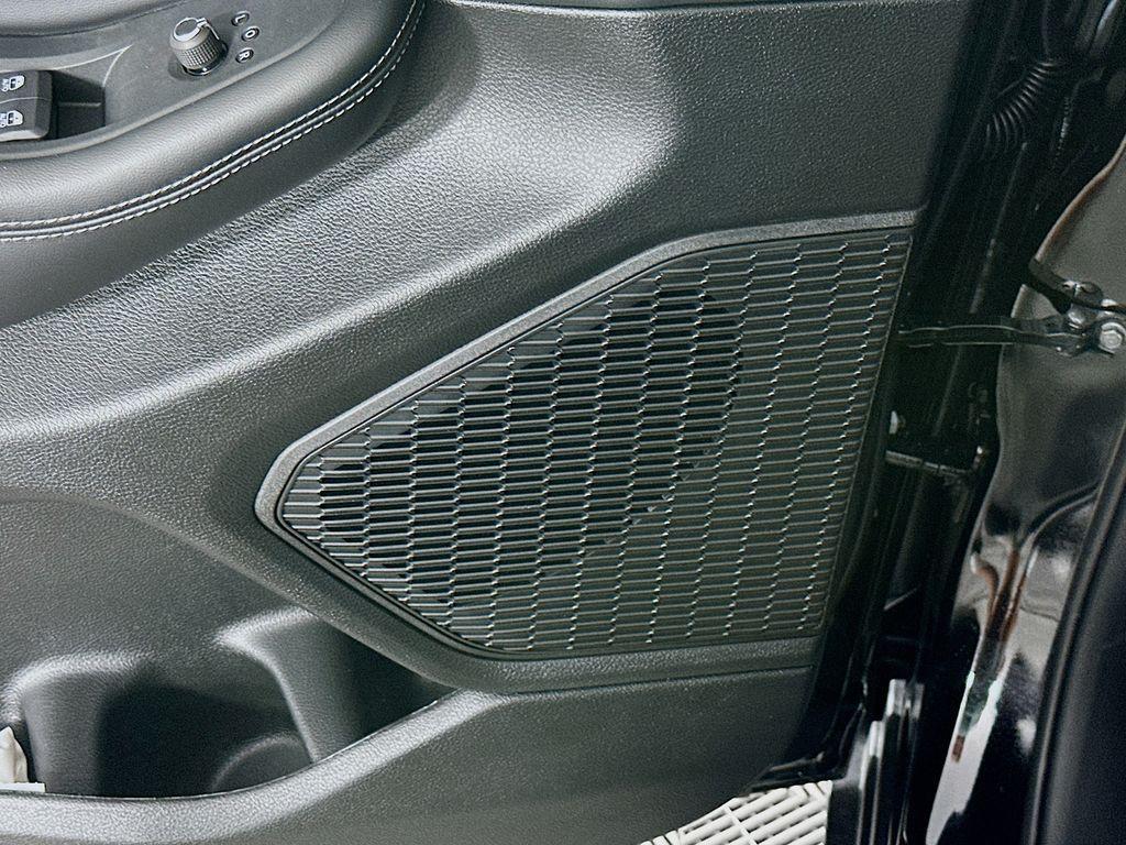 new 2025 Jeep Grand Cherokee L car, priced at $44,391