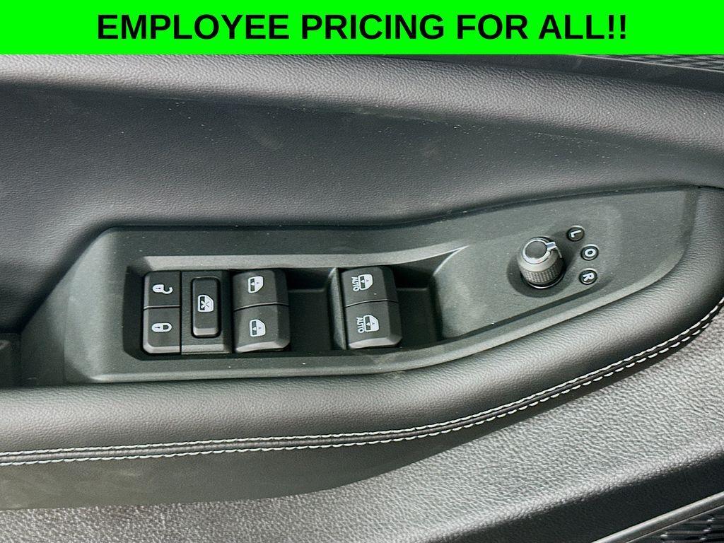 new 2025 Jeep Grand Cherokee L car, priced at $45,344