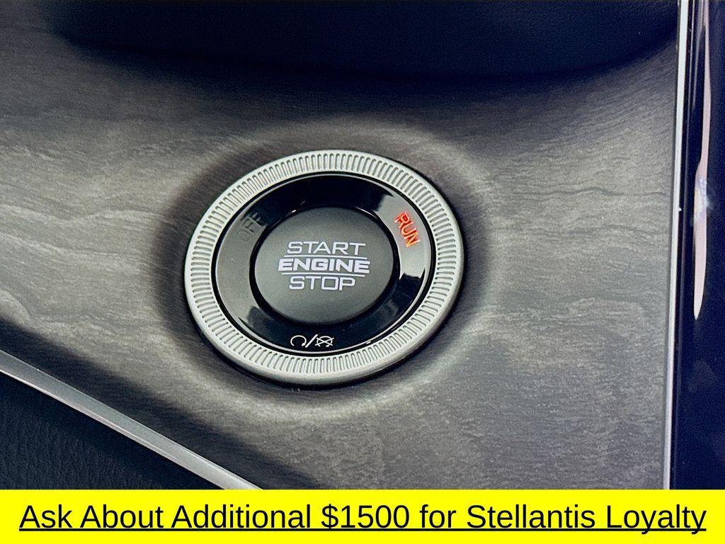 new 2025 Jeep Grand Cherokee car, priced at $42,719