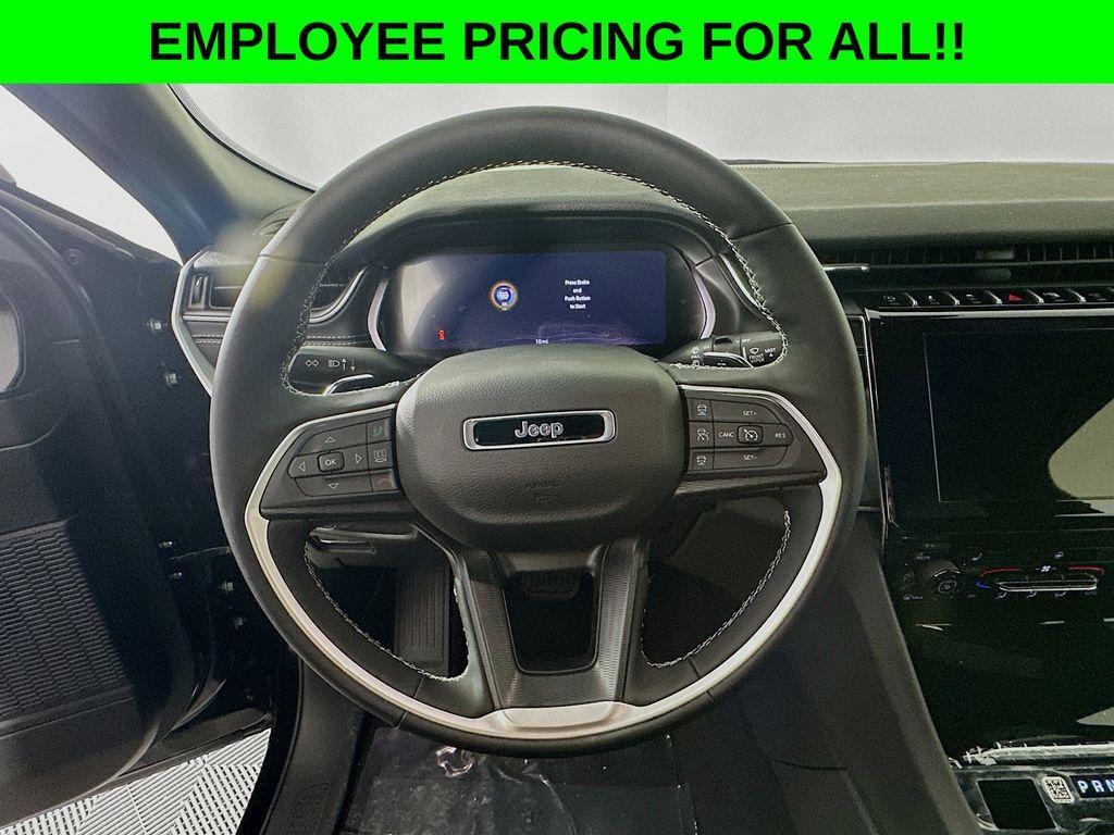 new 2025 Jeep Grand Cherokee car, priced at $44,482