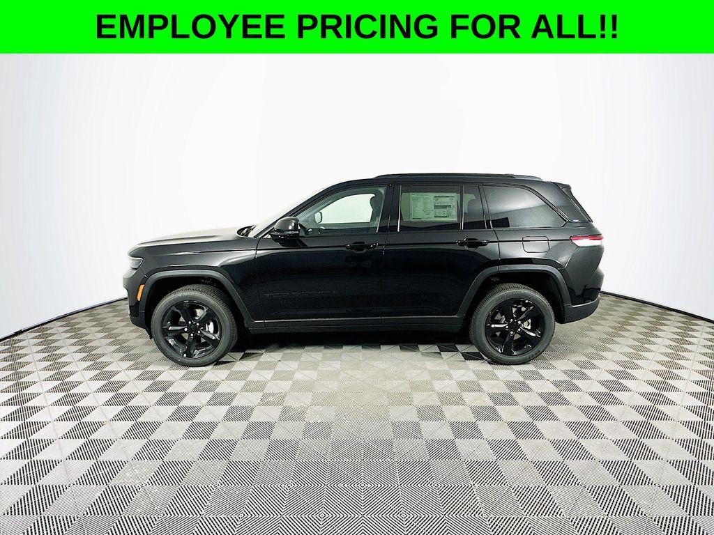 new 2025 Jeep Grand Cherokee car, priced at $44,482