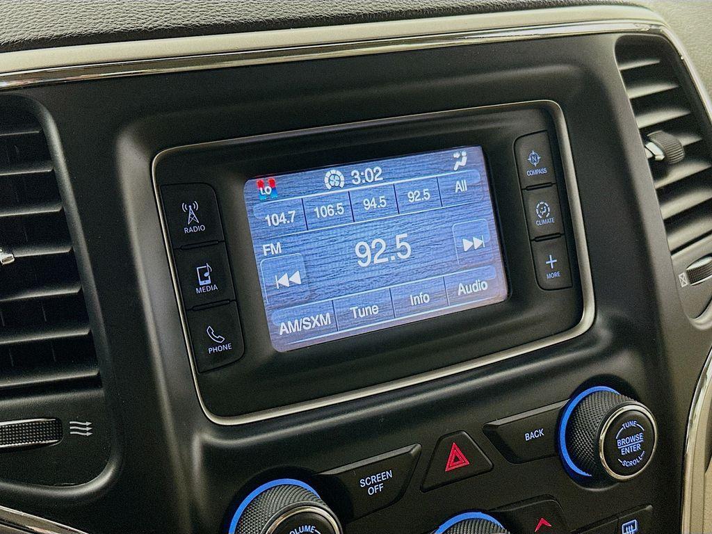 used 2014 Jeep Grand Cherokee car, priced at $10,499