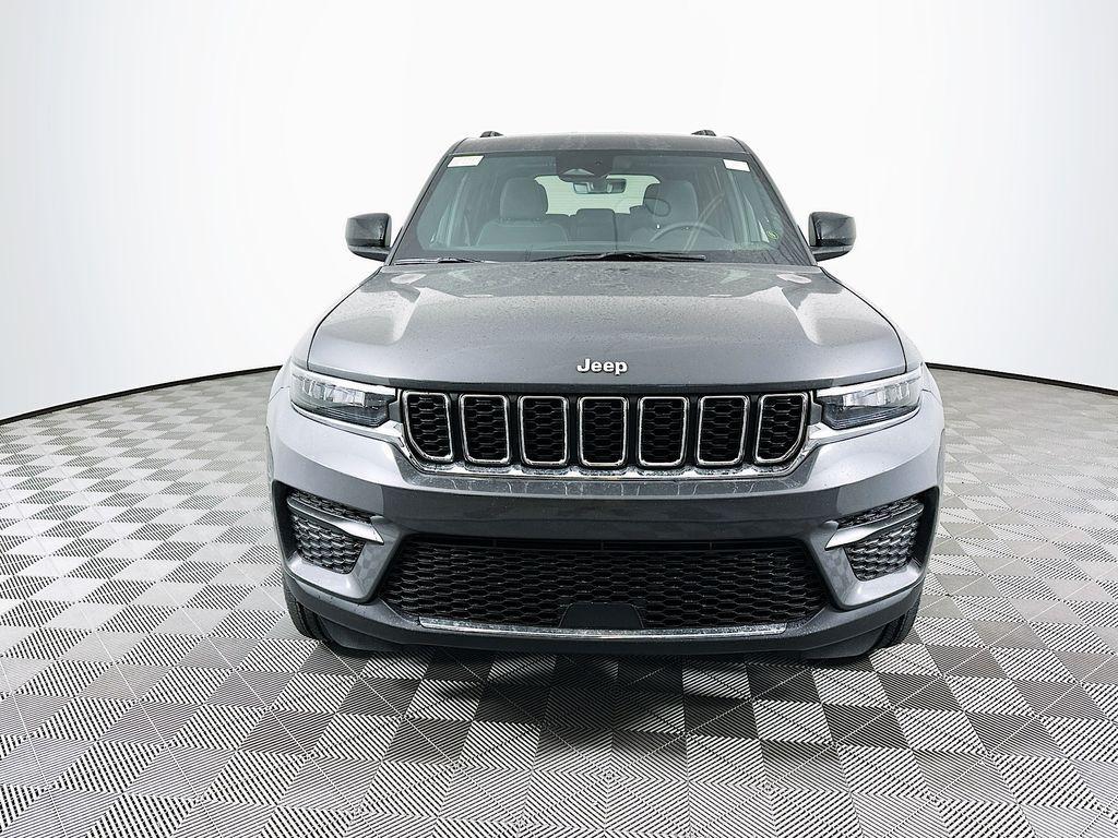 new 2025 Jeep Grand Cherokee car, priced at $36,451