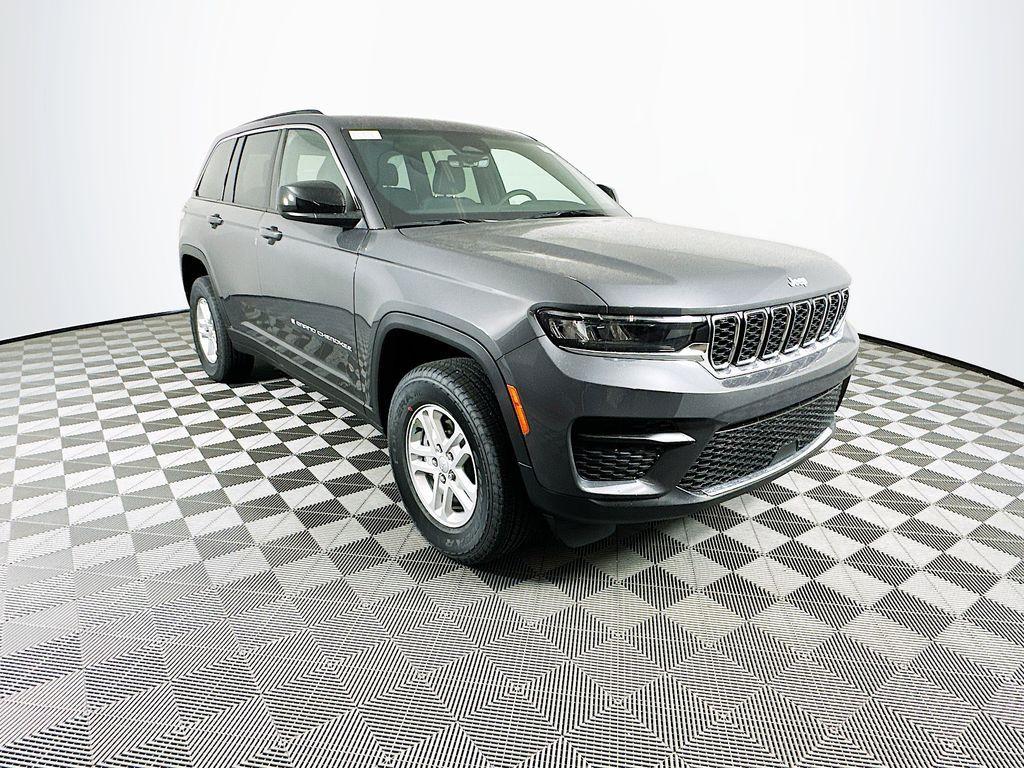 new 2025 Jeep Grand Cherokee car, priced at $36,451