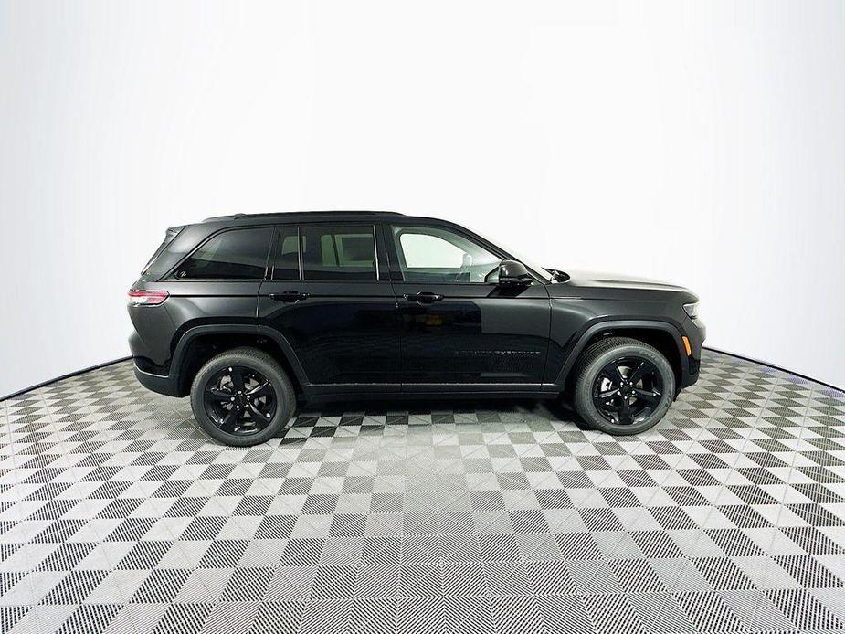 new 2024 Jeep Grand Cherokee car, priced at $39,724