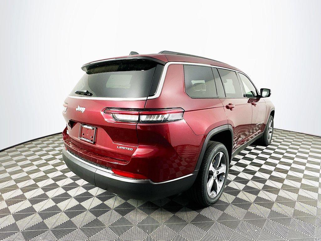 new 2025 Jeep Grand Cherokee L car, priced at $49,697