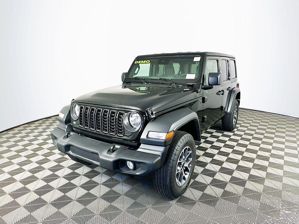 new 2025 Jeep Wrangler car, priced at $48,338