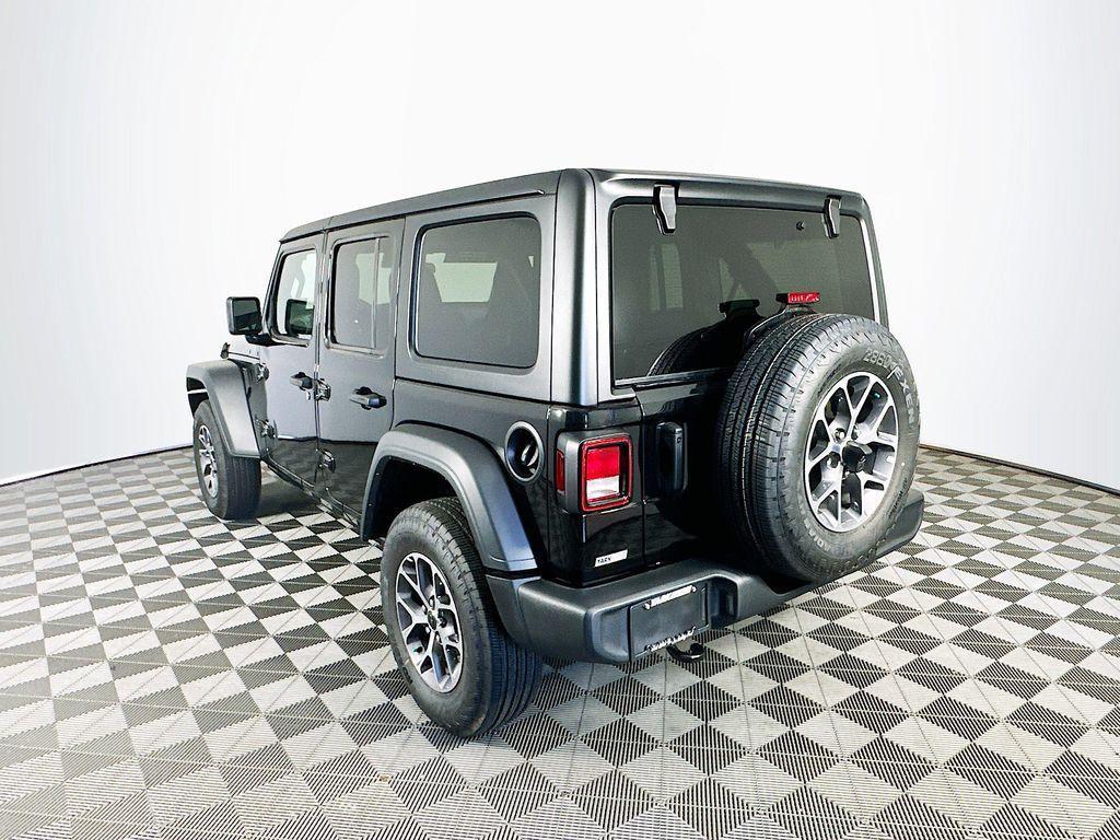 new 2025 Jeep Wrangler car, priced at $48,338