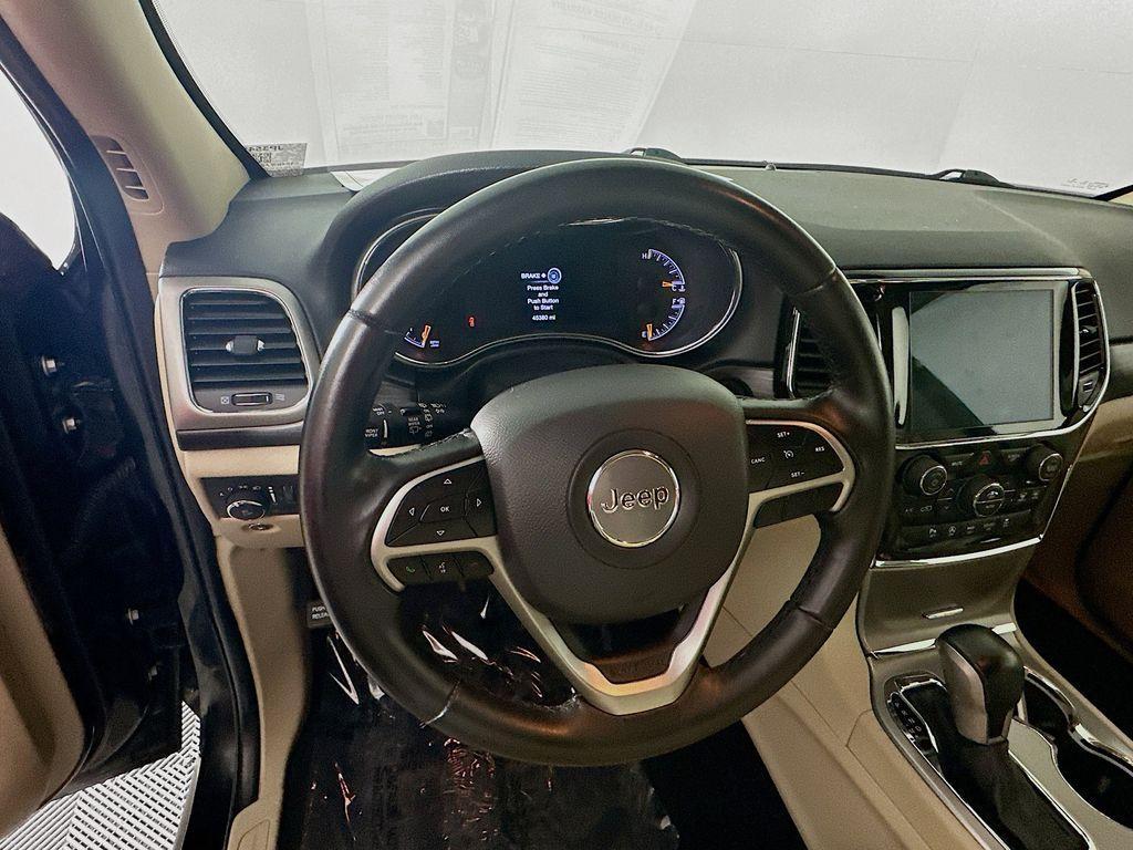 used 2022 Jeep Grand Cherokee WK car, priced at $23,900