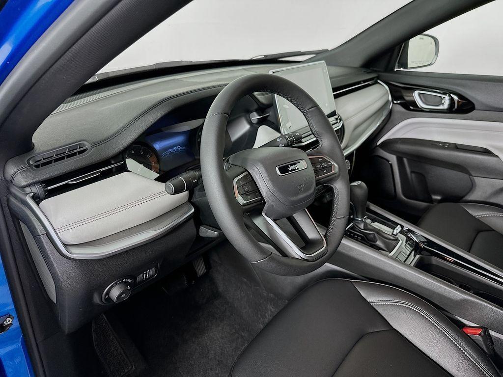 new 2025 Jeep Compass car, priced at $32,485